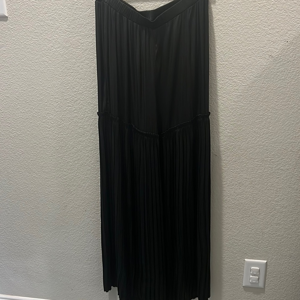 Beautiful silk black pleated pants